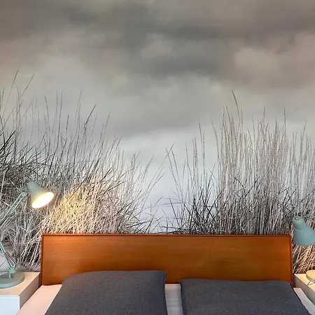 Ankerplatz-1-kiel Parkplatz *